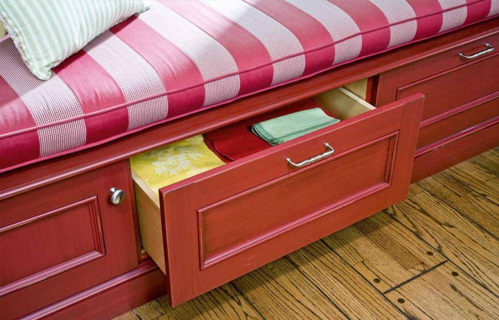 ilustrasi banquette (thisoldhouse.com/Mark Lohman)