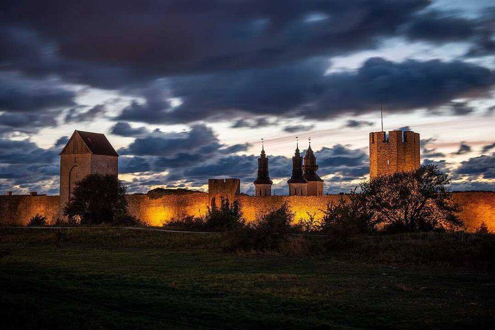 potret Visby Town Wall (instagram.com/fotoandersnilsson)