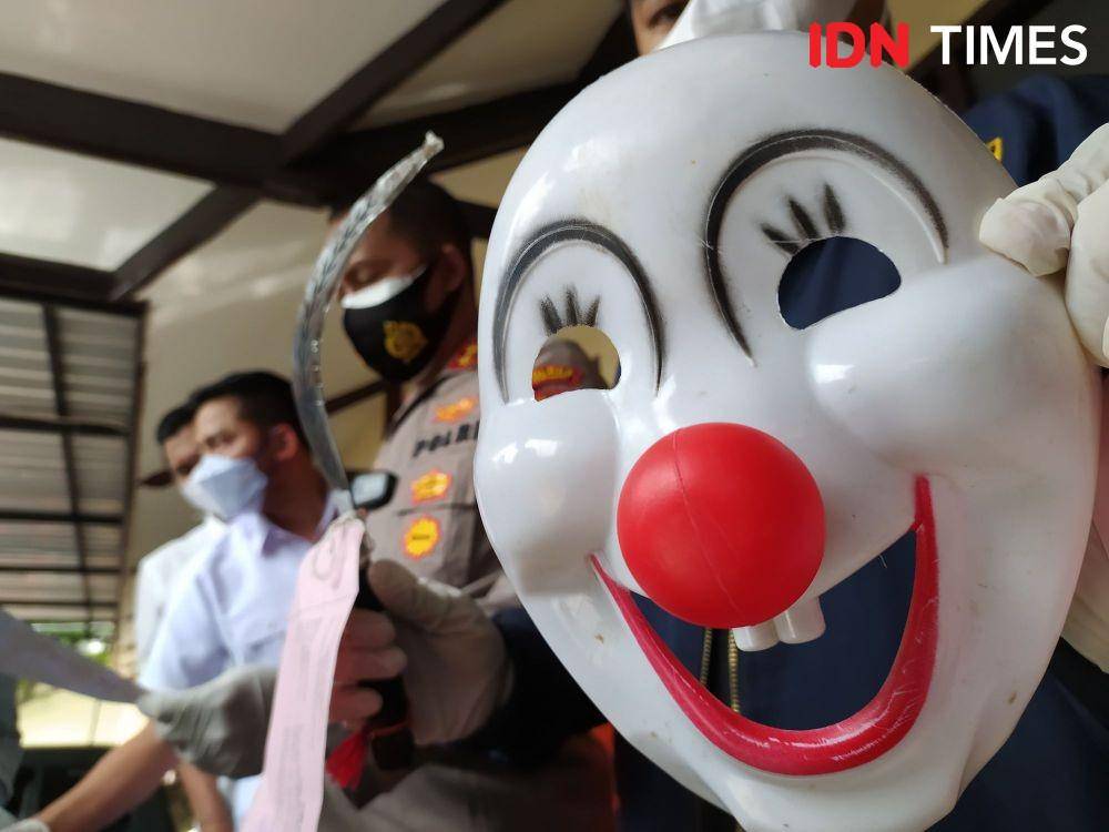 Polisi amankan pelaku pembunuhan anggota XTC. (IDN Times/Bagus F)