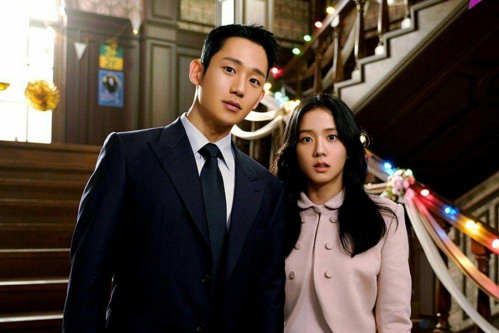 Jung Hae In dan Jisoo BLACKPINK di drama Snowdrop (instagram.com/jtbcdrama)