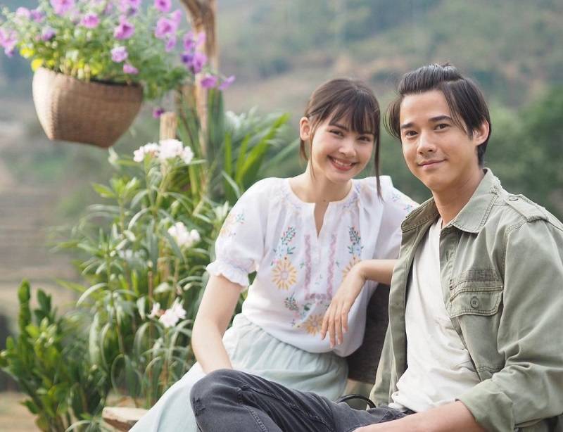 Yaya Urassaya dan Mario Maurer (instagram.com/thongentertainment)
