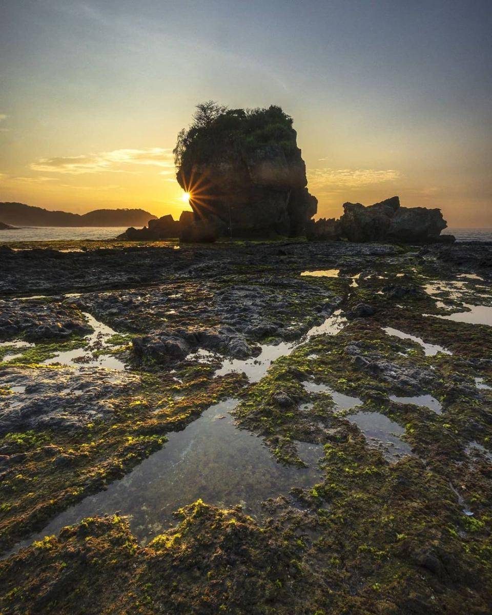 Pantai Jungwok (instagram.com/mayfair_m2)