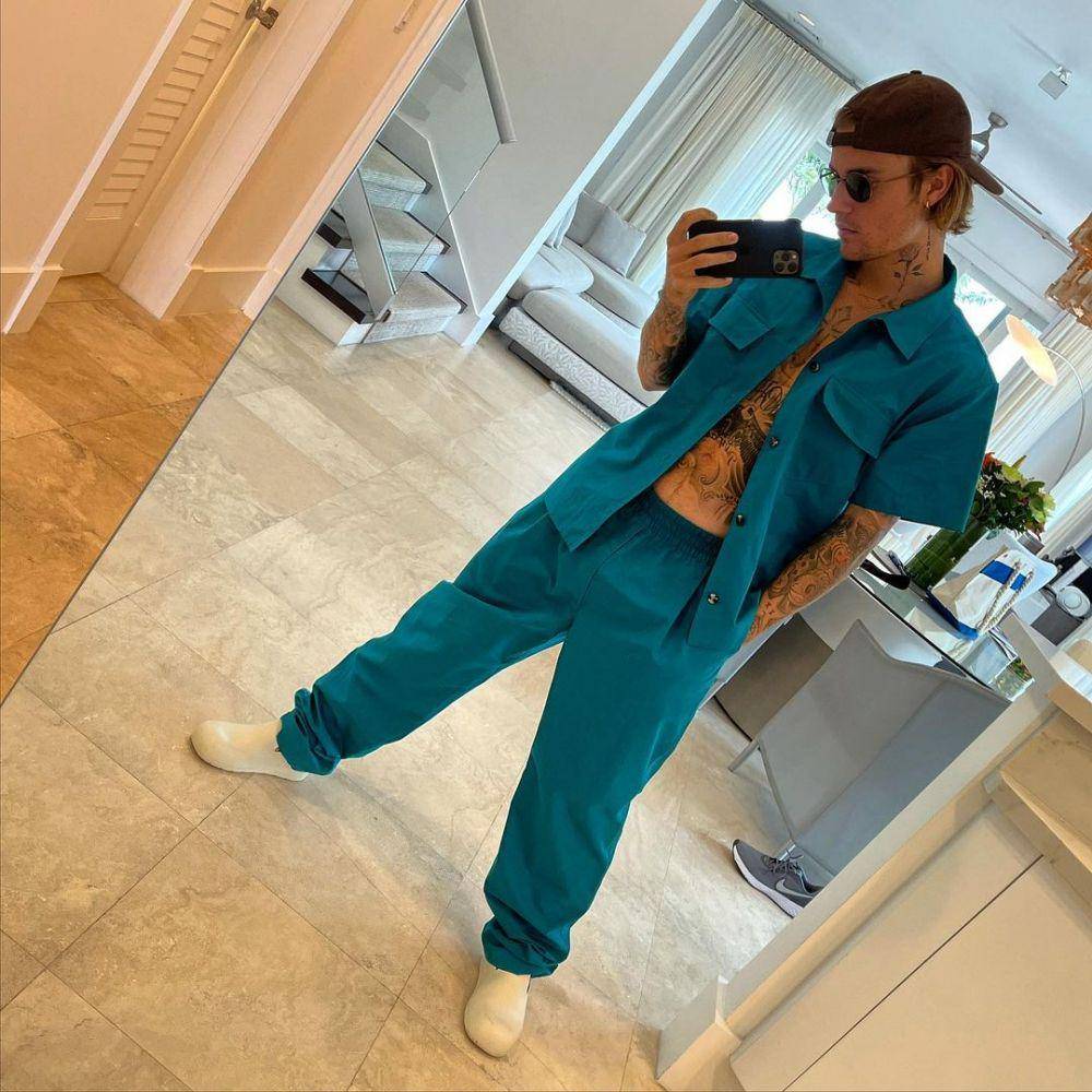 Gaya busana Justin Bieber (instagram.com/justinbieber)