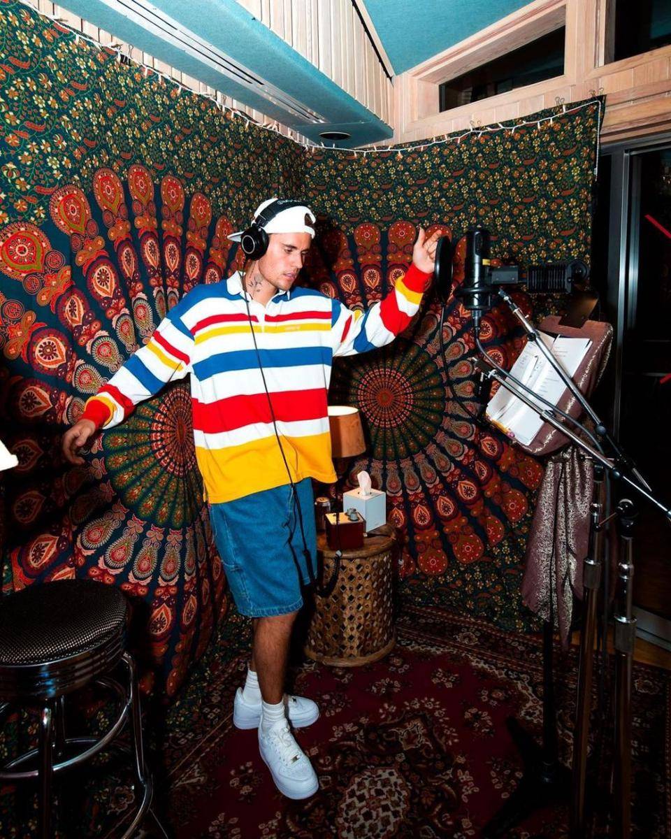 Gaya busana Justin Bieber (instagram.com/justinbieber)