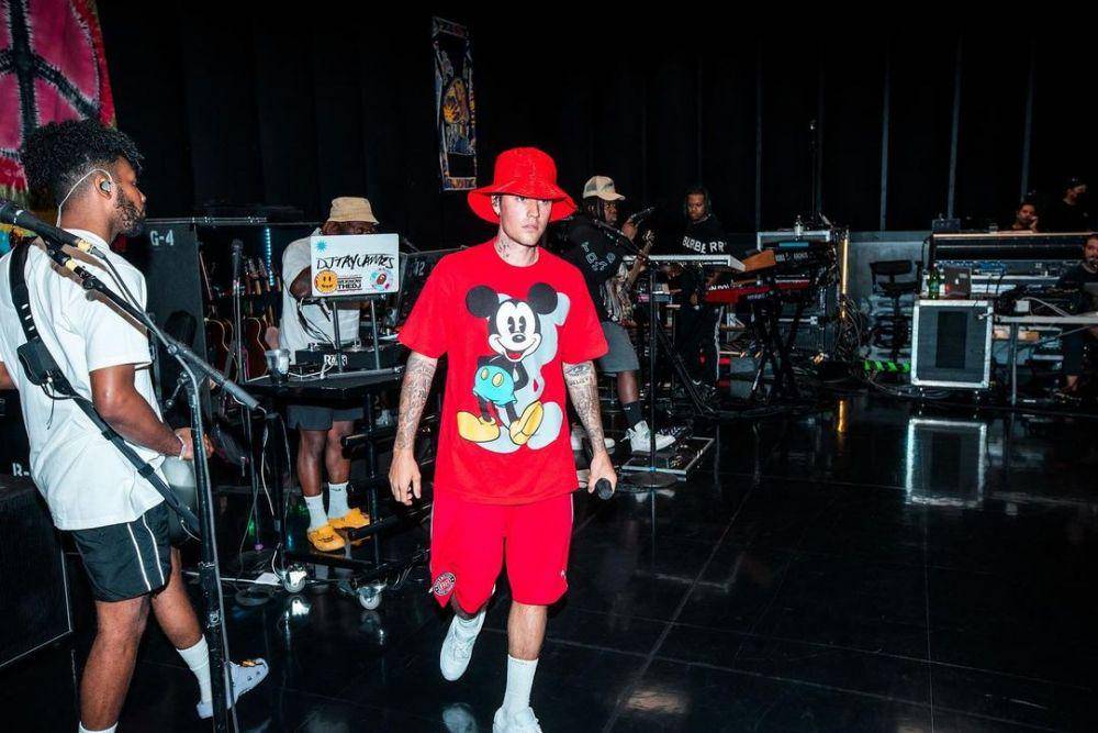 Gaya busana Justin Bieber (instagram.com/justinbieber)