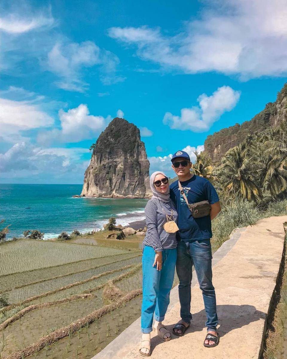 Pantai Pangasan. (instagram.com/ikaa_tuk)