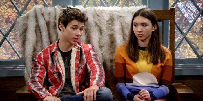Uriah Shelton dan Rowan Blanchard dalam Girl Meets World (dok. Disney/Girl Meets World)