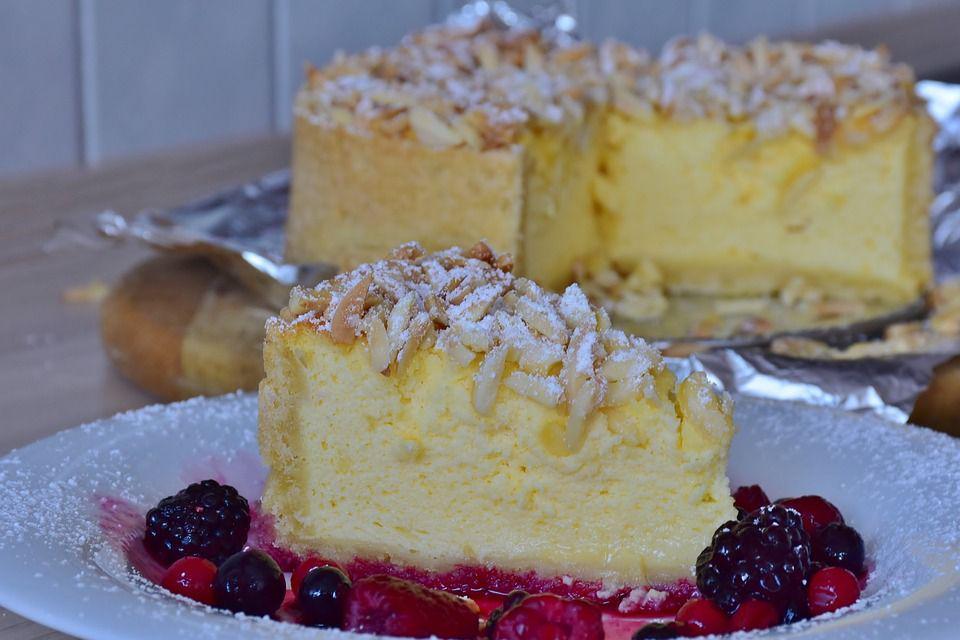 ilustrasi cake kuning telur (pixabay.com/RitaE)