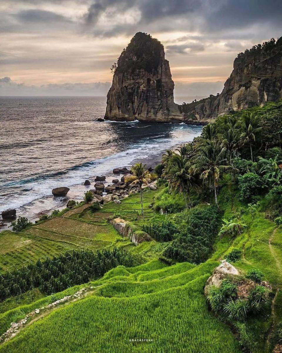 Pantai Pangasan. (instagram.com/bagasfeka)
