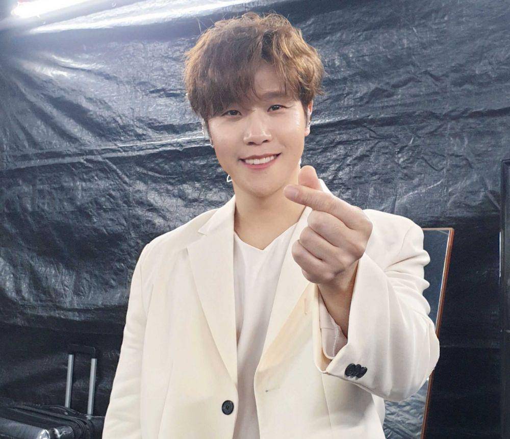 Lee Hyun (twitter.com/LeeHyun_bighit)