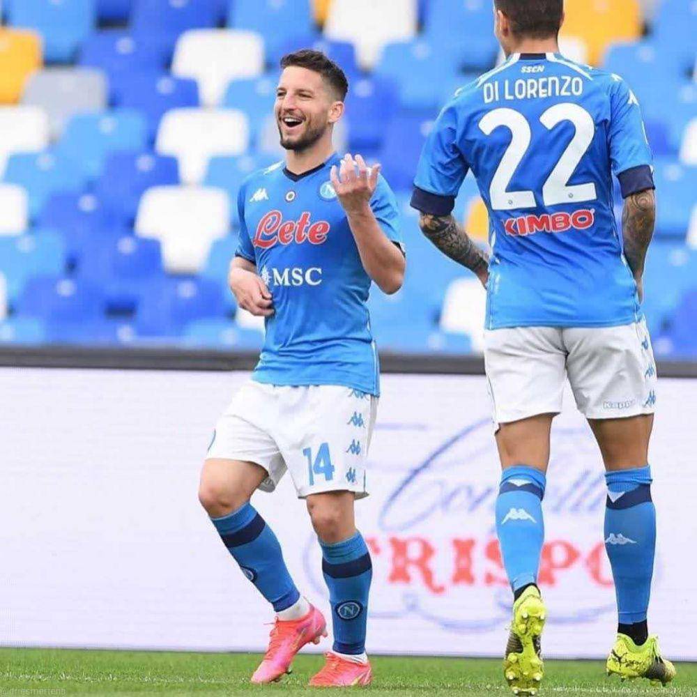 selebrasi Dries Mertens (instagram.com/driesmertens)