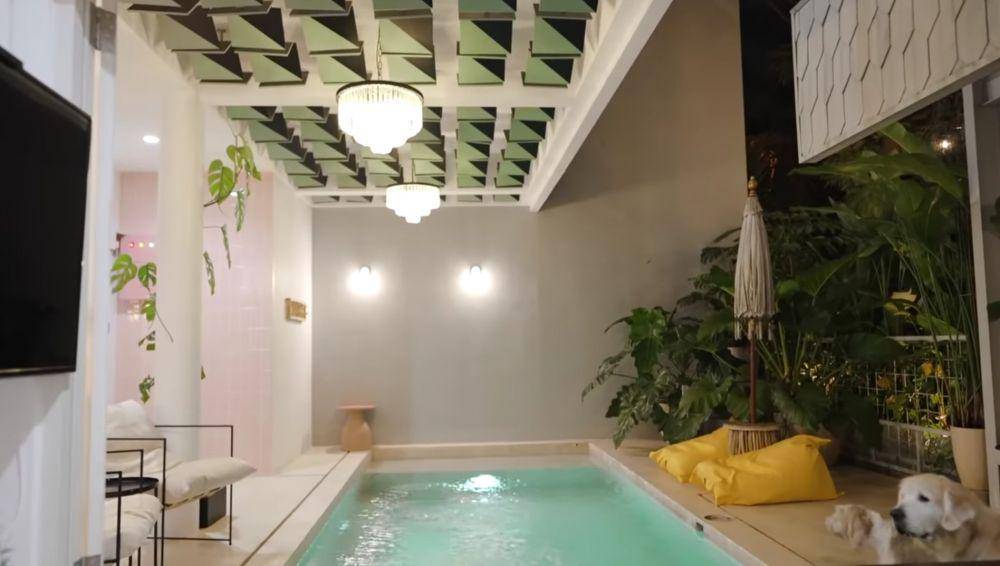 potret rumah Sharena dan Ryan Delon (dok. YouTube/Sharena Delon - Party of Four)