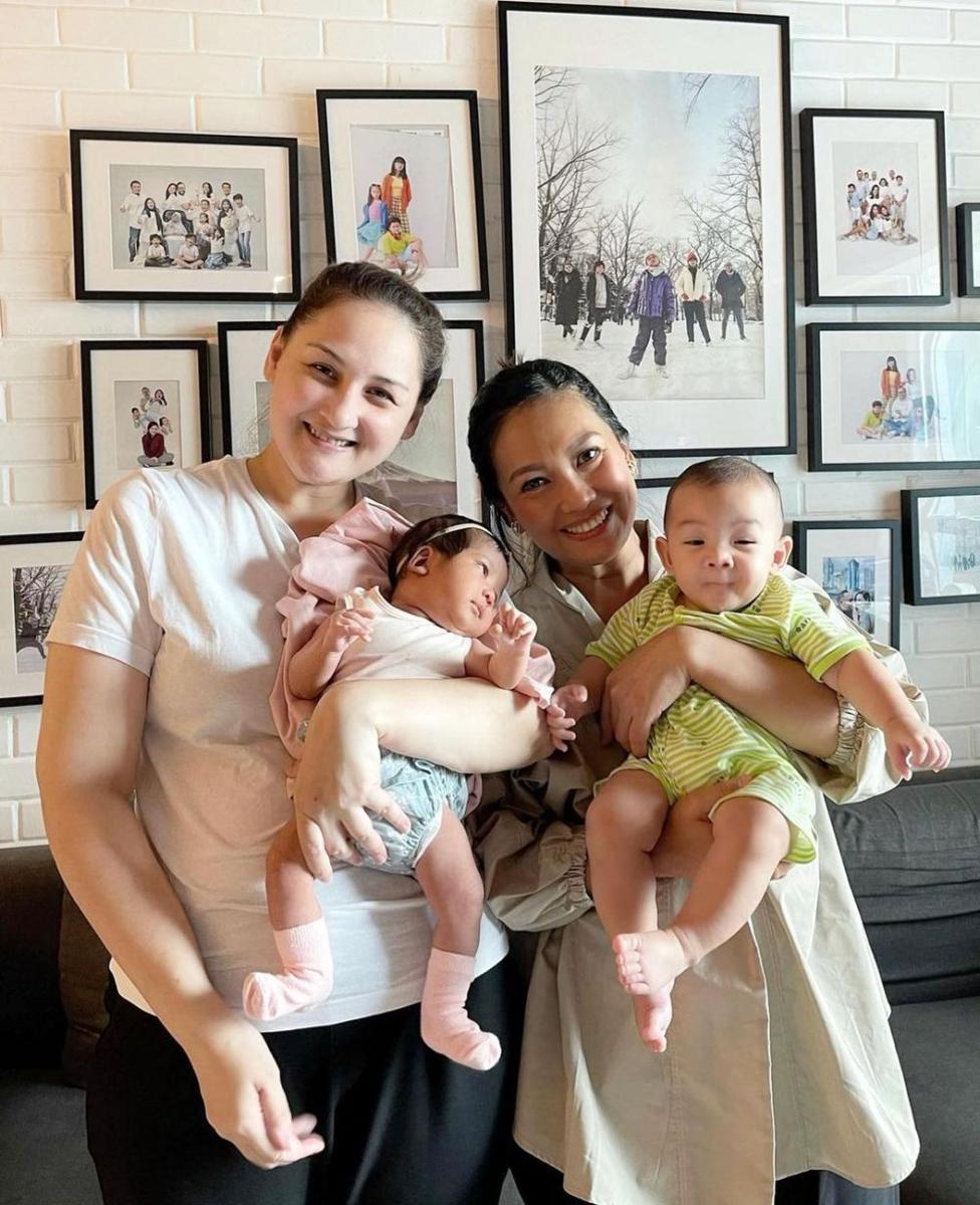 playdate Balint dan Nakeya (instagram.com/monaratuliu)