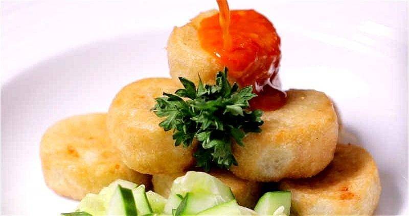 ilustrasi pempek cuka merah (Yummy)
