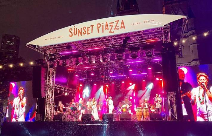 Sydney Festival (instagram.com/charlangaz_way)