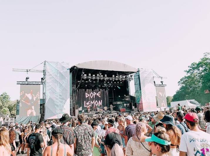 Falls Festival (instagram.com/sharnaclaydon)