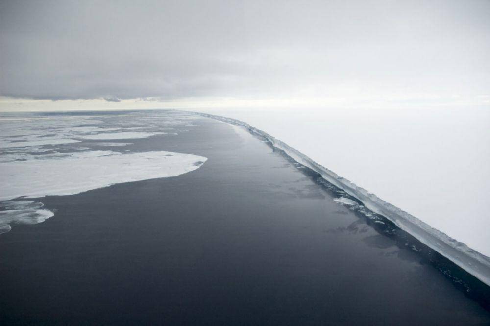 Ross Ice Shelf (oceanwide-expeditions.com)