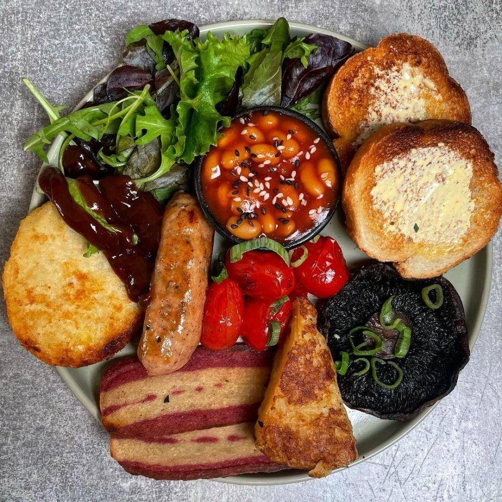 english breakfast (instagram.com/swanbranduk)