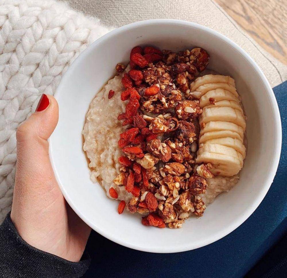 oatmeal (instagram.com/purecocobeet)
