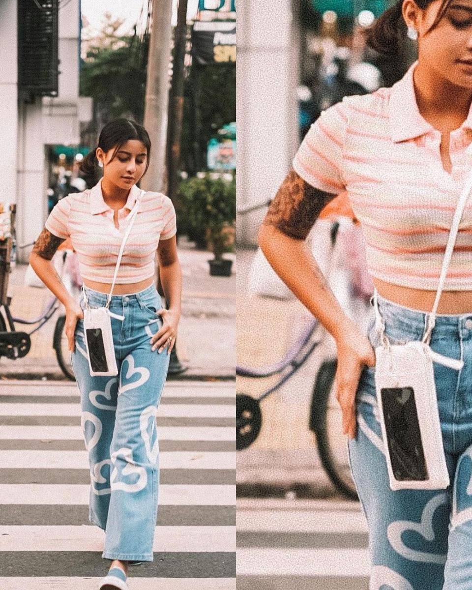 celana jeans Awkarin (instagram.com/awkarin)
