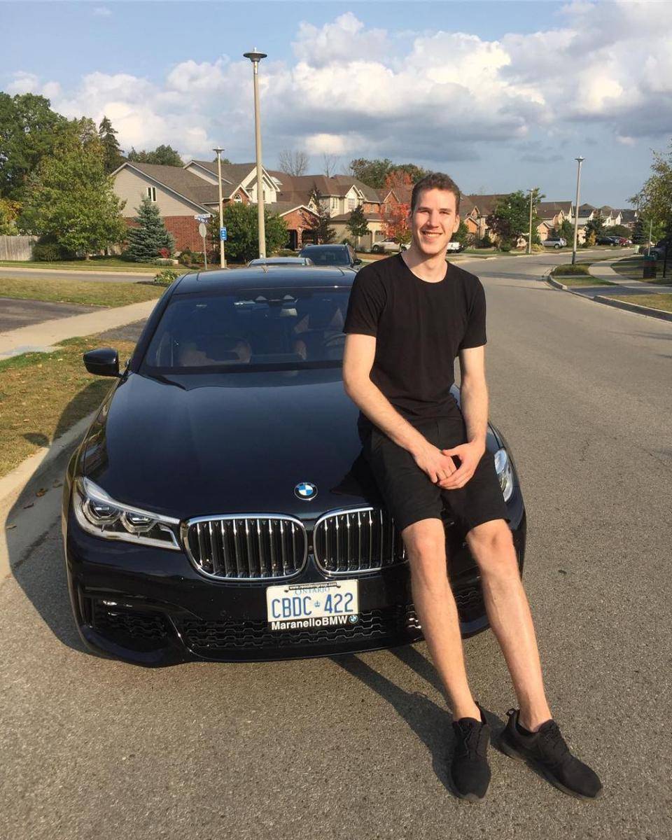 potret Jakob Poeltl (instagram.com/jakob)