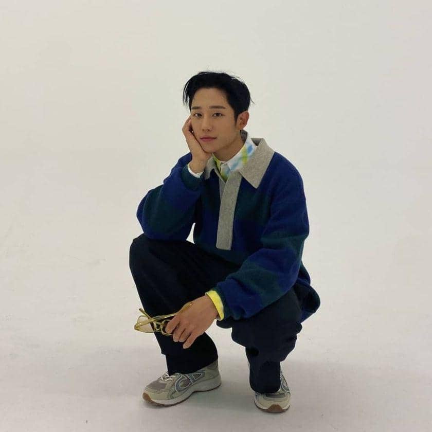 Jung Hae In (instagram.com/holyhaein)