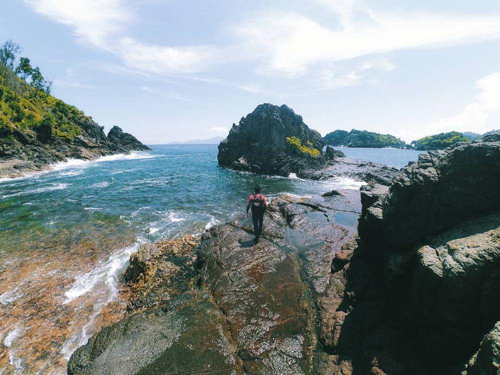 Pantai Teluk Paku (instagram.com/adhyatmika_)