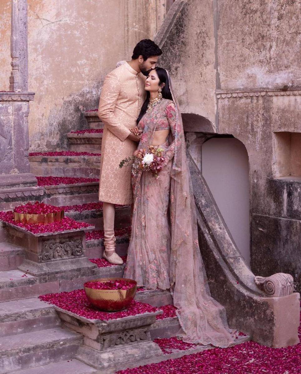 Katrina Kaif dan suami (instagram.com/katrinakaif)