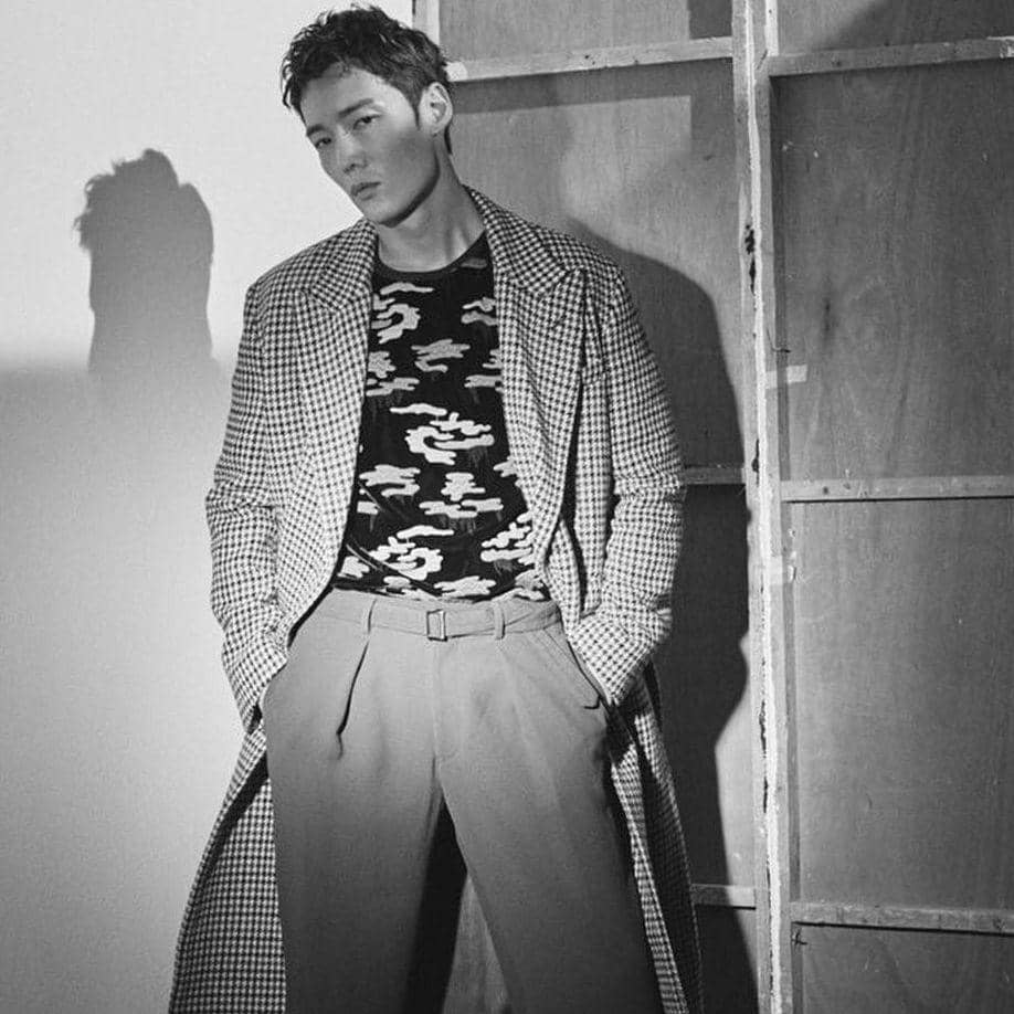 Choi Jin Hyuk (instagram.com/real_jinhyuk)