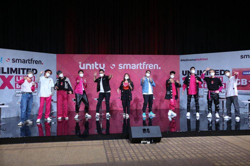 Smartfren meluncurkan paket Unlimited Harian dan mengumumkan UN1TY sebagai brand ambassador Smartfren. (Dok. Smartfren)