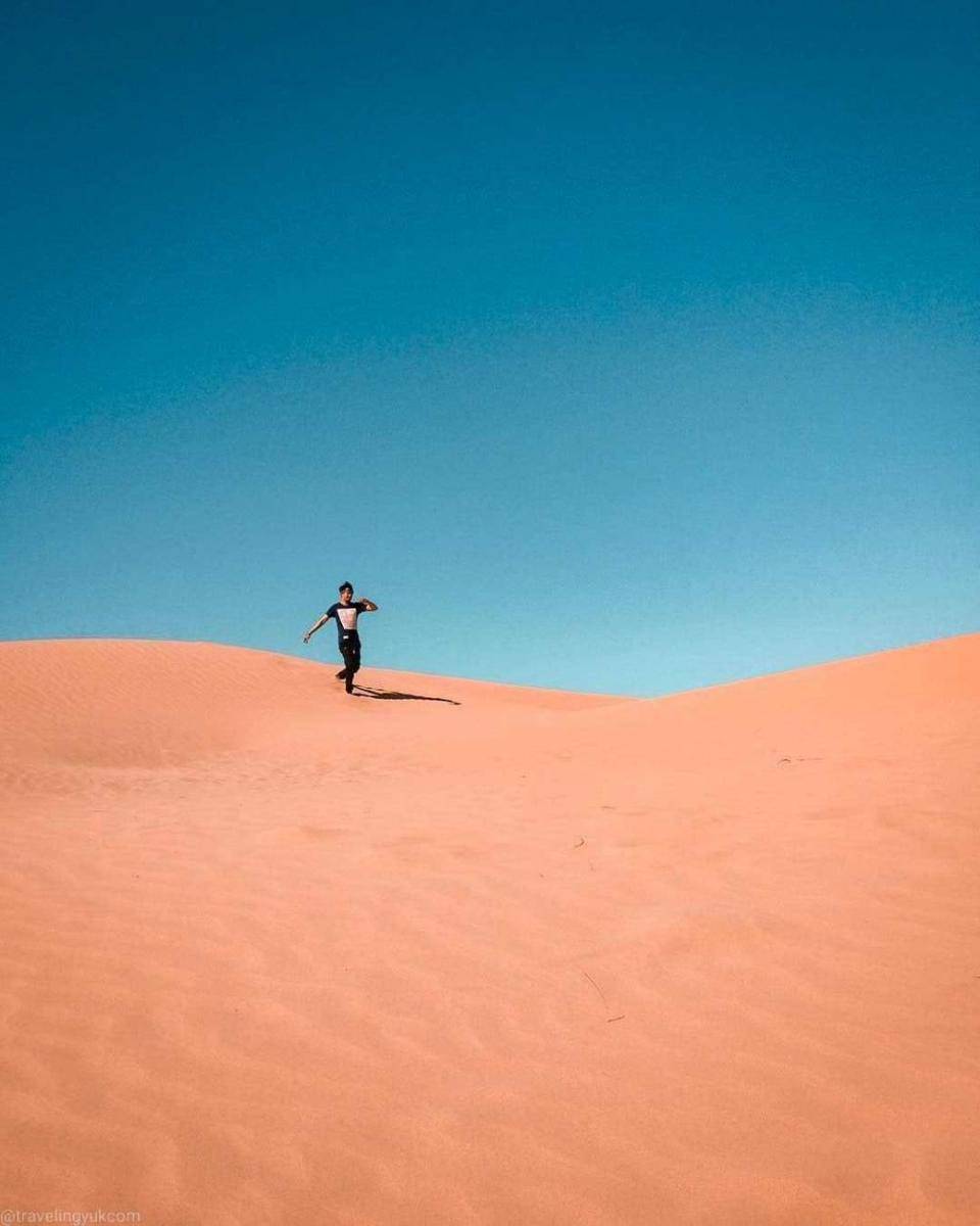 Gurun Pasir Pantai Oetun (instagram.com/travelingyukcom)