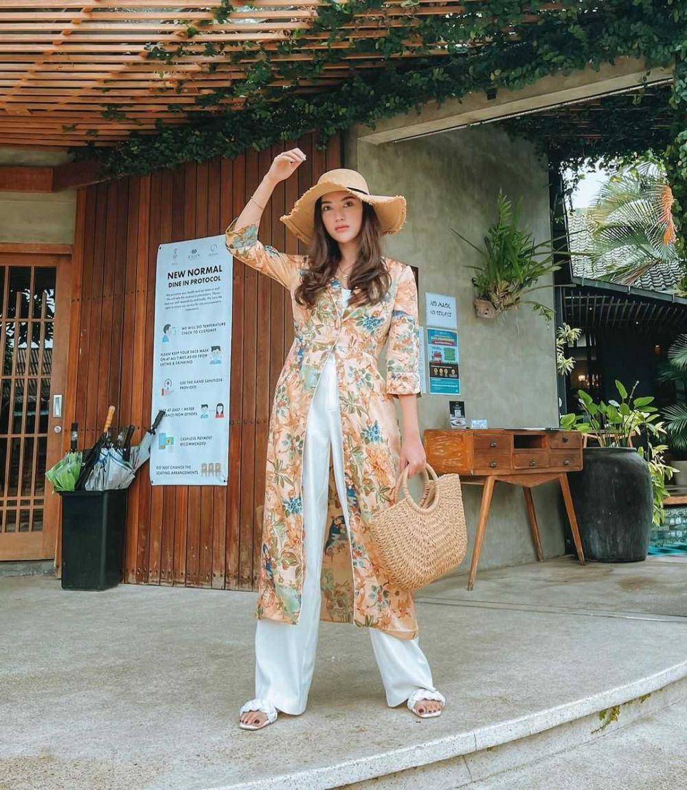 Selebgram Dindra Nashriyah (instagram.com/dindranashriyah)