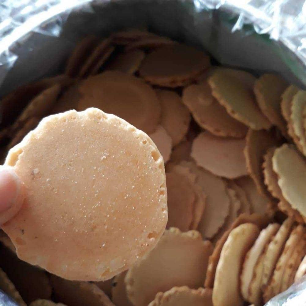 kue simping (instagram.com/silvia_snackbangka)