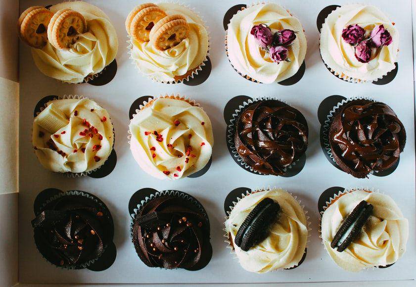 ilustrasi cupcakes (unsplash.com/Lottie Griffiths)