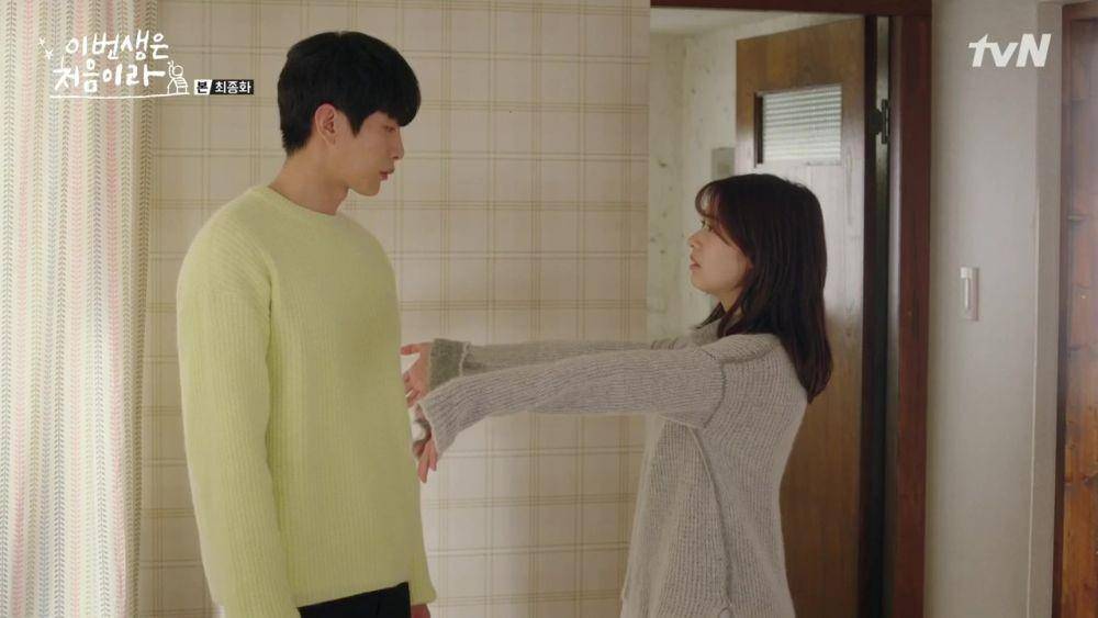 cuplikan drama Because This is My First Life (dok. tvN/Because This is My First Life)