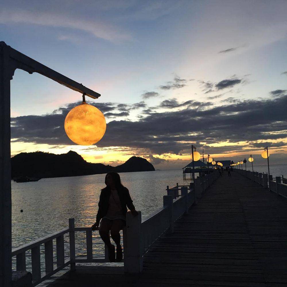 Pemandangan sunset Jembatan Putih (instagram.com/rani_maramis)