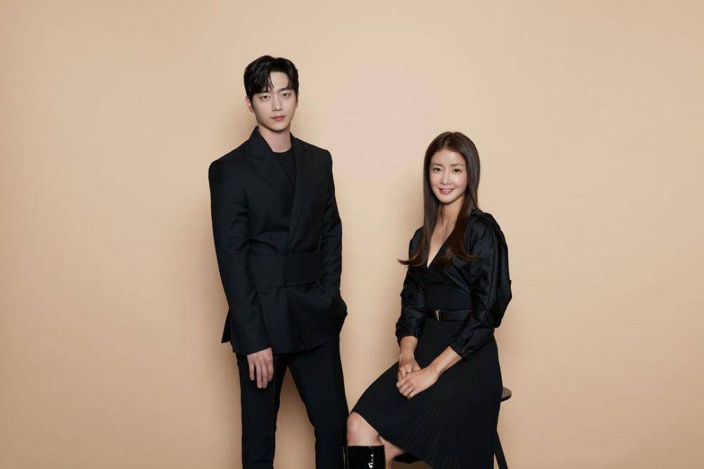 Seo Kang Joon dan Lee Si Young (instagram.com/disneypluskr)