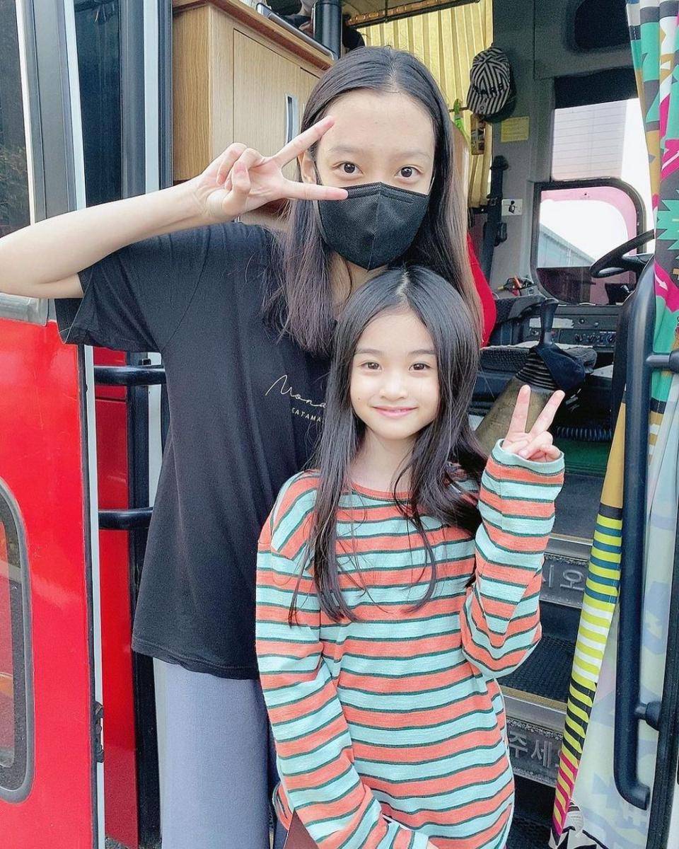 Lee A Ra dan Han Seo Jin di balik layar drama Bulgasal: Immortal Souls (instagram.com/@lee_a.ra)