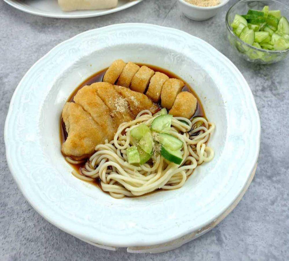 pempek ayam (instagram.com/tsaniwismono)