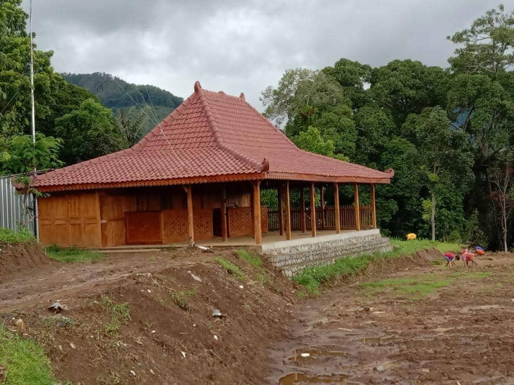 Base camp di jalur pendakian Gunung Wilis di Desa/Kecamatan Kare, Kabupaten Madiun. Dok.IDN Times/Istimewa