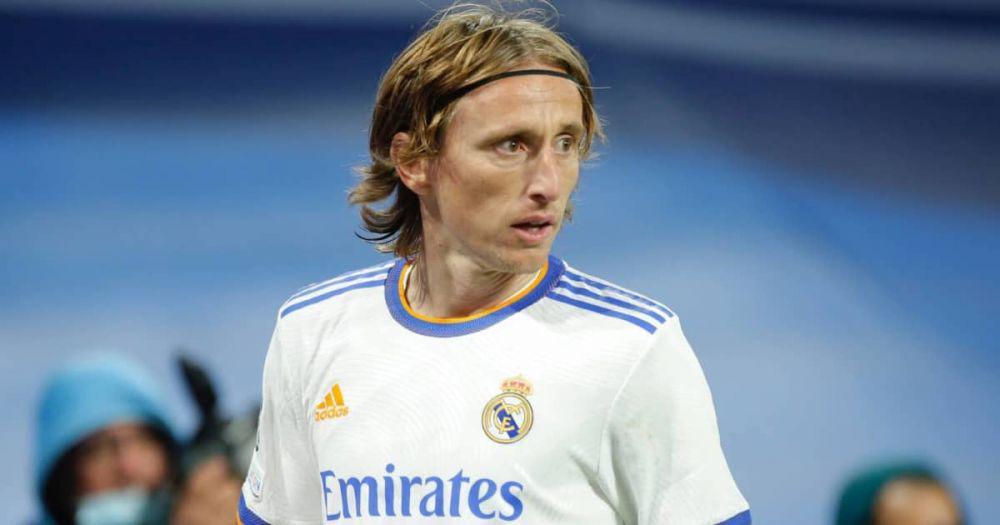 Modric Sering Dicadangkan, Peremajaan Lini Tengah Madrid?