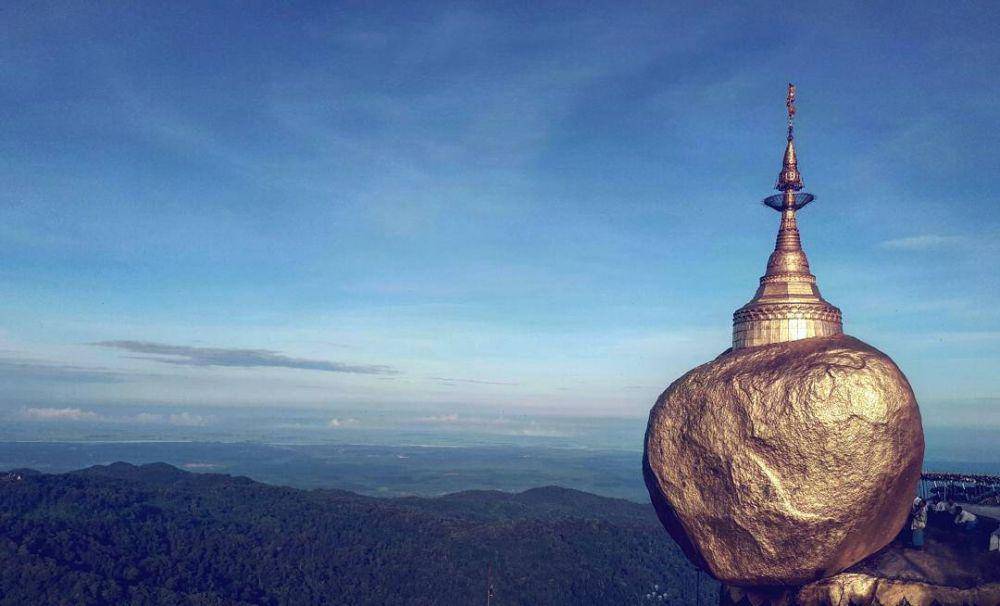 potret Pagoda Kyaiktiyo (instagram.com/chinweiong_)