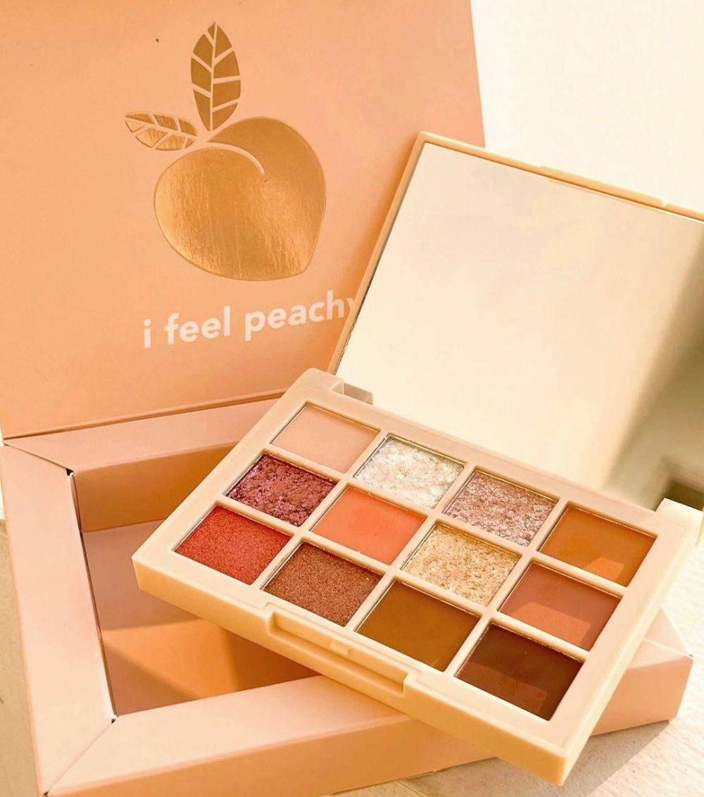 Secondate Instapeach Eyeshadow Palette. (instagram.com/secondatebeauty)
