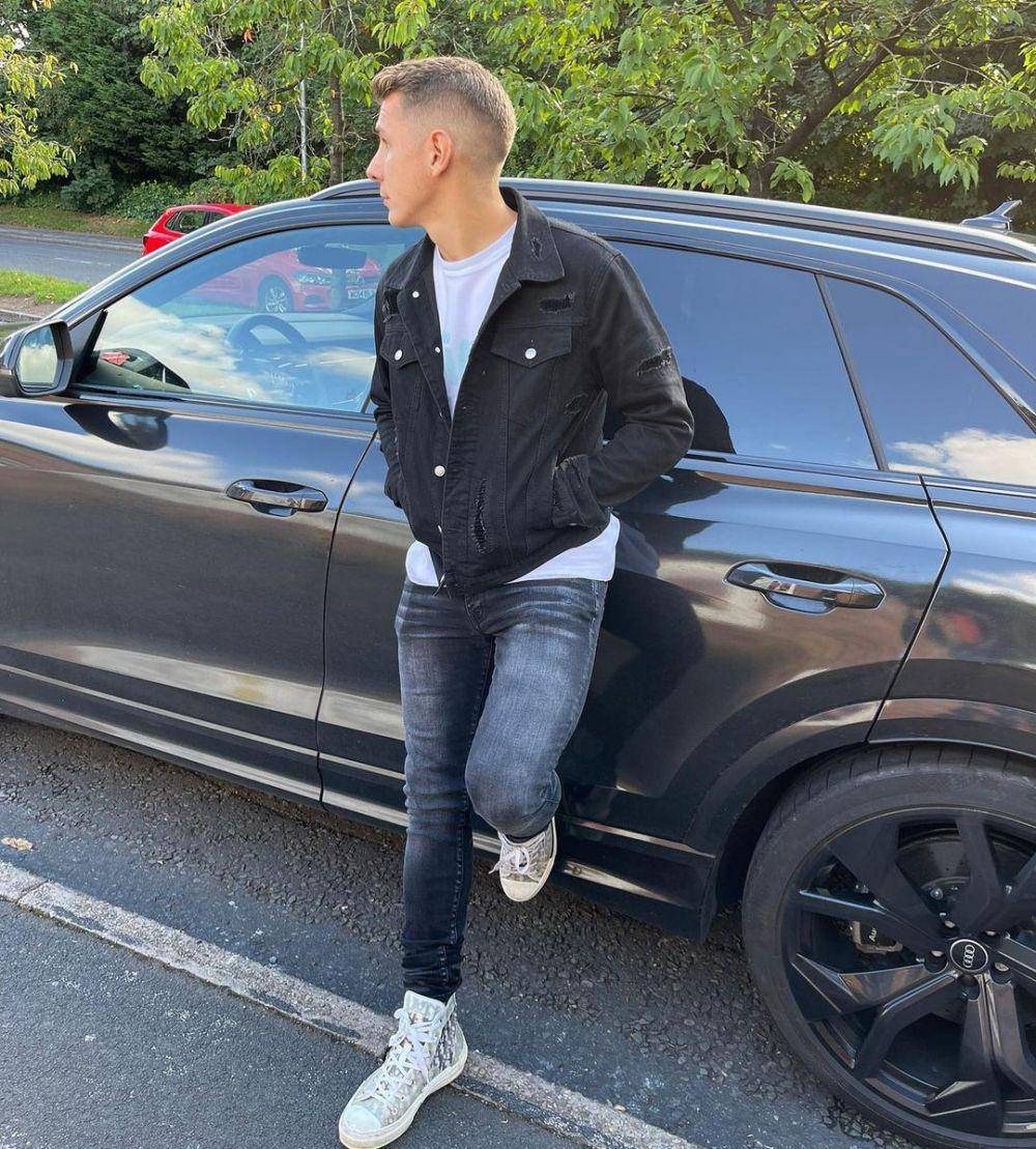Gaya busana Lucas Digne (instagram.com/lucasdigne)