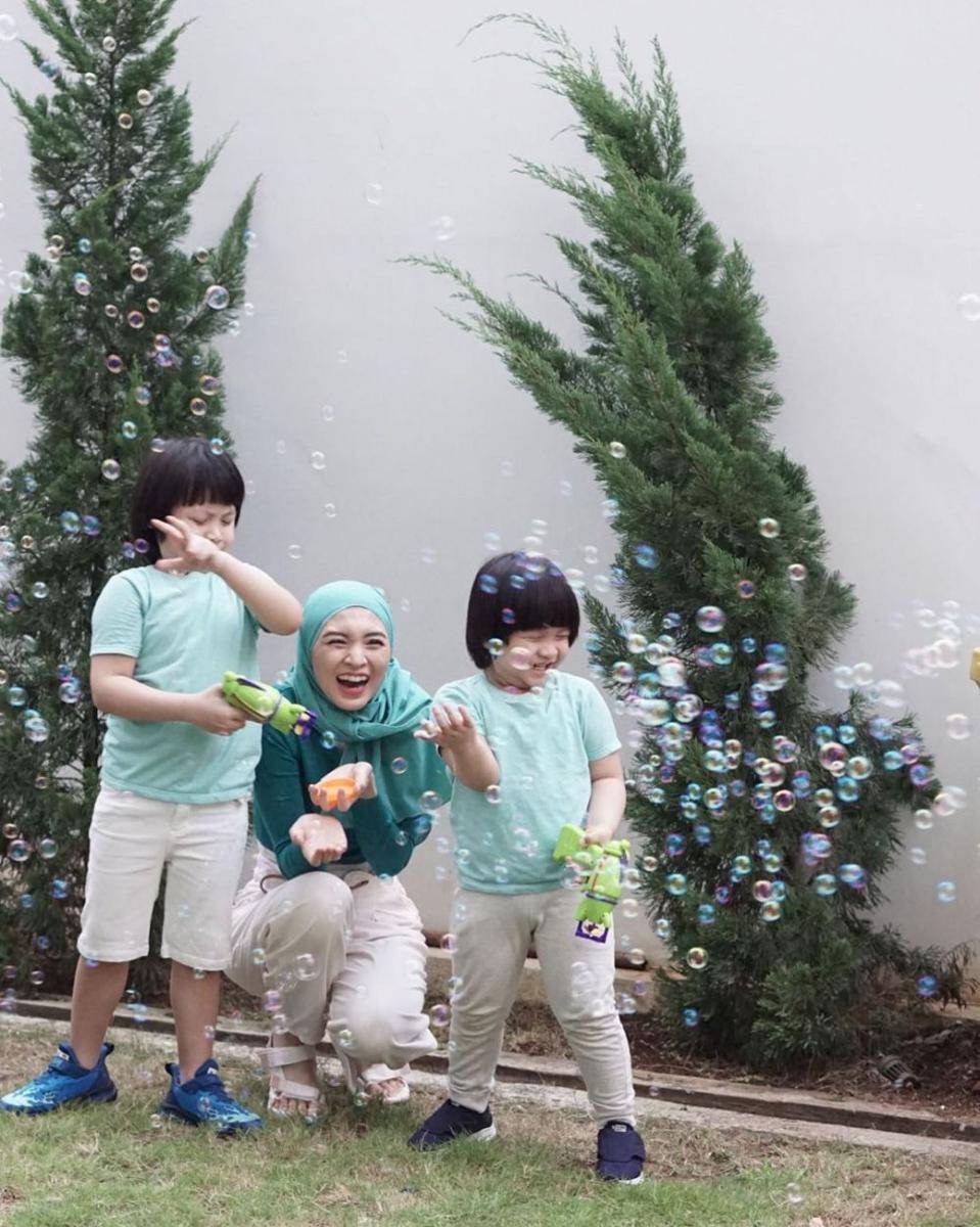 potret Donita Nugroho dan anaknya (instagram.com/donitabhubiy)