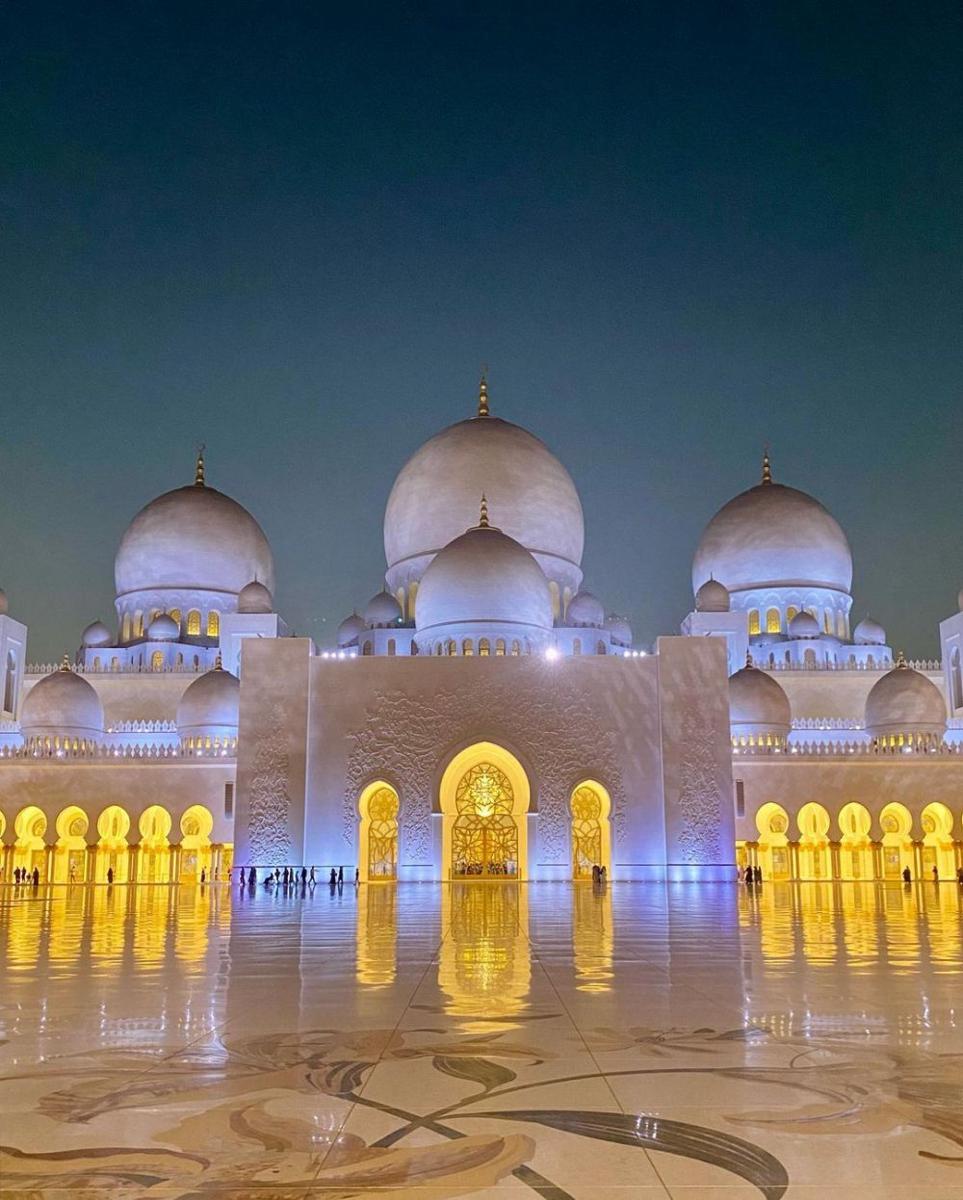 5 Masjid Terindah di Timur Tengah, Ada Blue Mosque dan Pink Mosque