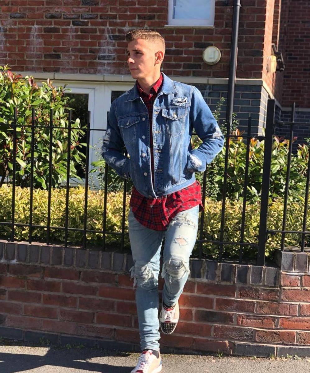 Gaya busana Lucas Digne (instagram.com/lucasdigne)