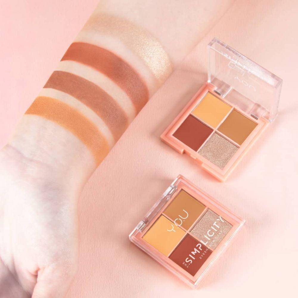 YOU The Simplicity Eyeshadow Quad. (instagram.com/youbeauty_idn)