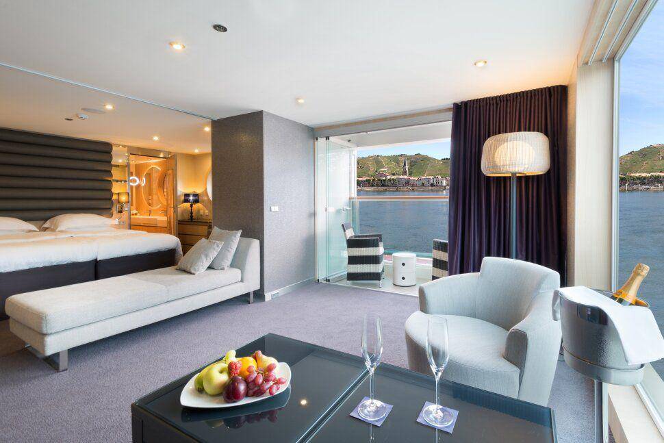 Scenic Luxury Cruises and Tours (travel.usnews.com)