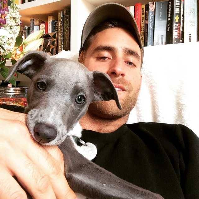 Oliver Jackson-Cohen (instagram.com/ojacksoncohen)